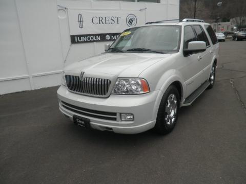 Cashmere Tri Coat Lincoln Navigator Luxury 4x4.  Click to enlarge.