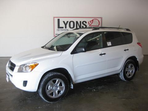 Super White Toyota RAV4 I4 4WD.  Click to enlarge.