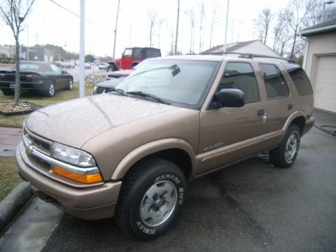 Sandalwood Metallic Chevrolet Blazer LS 4x4.  Click to enlarge.