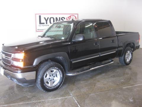 Black Chevrolet Silverado 1500 Z71 Crew Cab 4x4.  Click to enlarge.