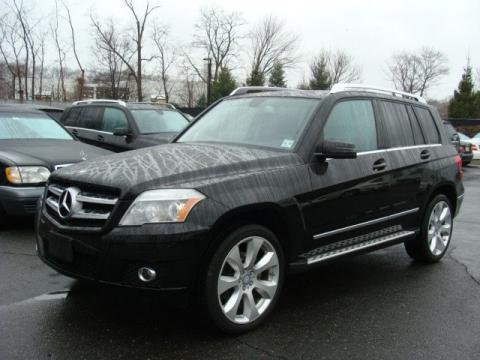 Black Mercedes-Benz GLK 350 4Matic.  Click to enlarge.