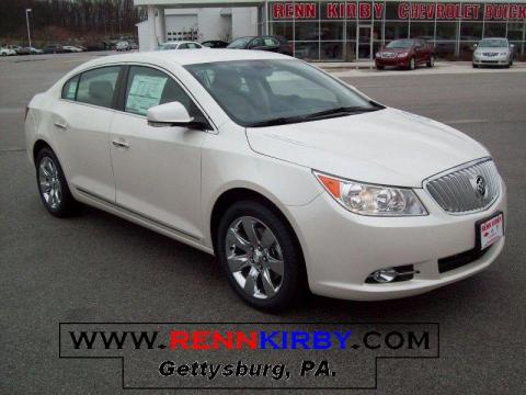 White Diamond Tricoat Buick LaCrosse CXL.  Click to enlarge.