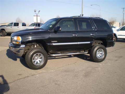 Onyx Black GMC Yukon SLT 4x4.  Click to enlarge.
