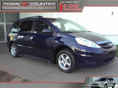 Nautical Blue Metallic Toyota Sienna LE.  Click to enlarge.