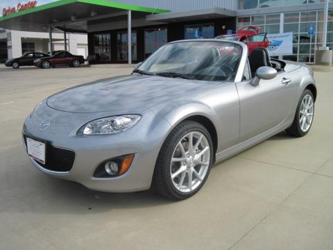 Liquid Silver Metallic Mazda MX-5 Miata Grand Touring Roadster.  Click to enlarge.