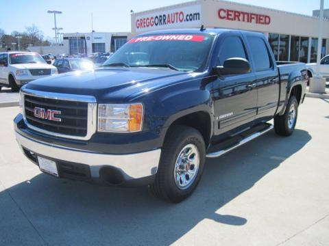 Deep Blue Metallic GMC Sierra 1500 SLE Crew Cab.  Click to enlarge.