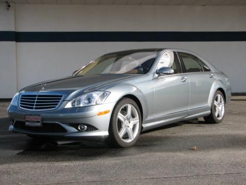 Andorite Gray Metallic Mercedes-Benz S 550 4Matic Sedan.  Click to enlarge.
