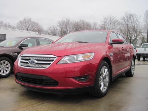 Red Candy Metallic Ford Taurus SEL.  Click to enlarge.