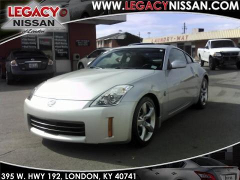 Silver Alloy Metallic Nissan 350Z Coupe.  Click to enlarge.