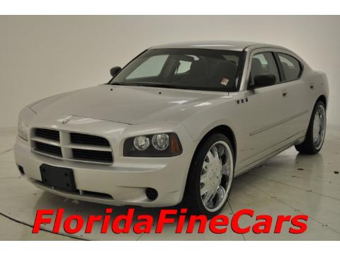 Bright Silver Metallic Dodge Charger SE.  Click to enlarge.