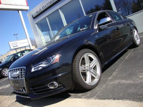 Phantom Black Pearl Effect Audi S4 3.0 quattro Sedan.  Click to enlarge.