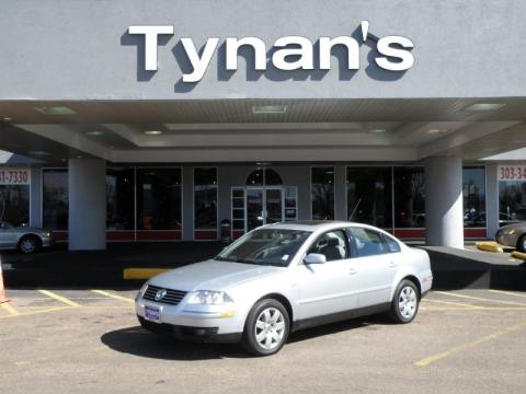 Reflex Silver Metallic Volkswagen Passat GLX 4Motion Sedan.  Click to enlarge.