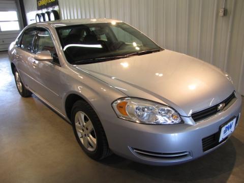 Silverstone Metallic Chevrolet Impala LT.  Click to enlarge.