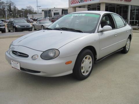 Silver Frost Metallic Ford Taurus SE. Click to enlarge. Silver Frost Metallic Ford Taurus SE. Click to enlarge.