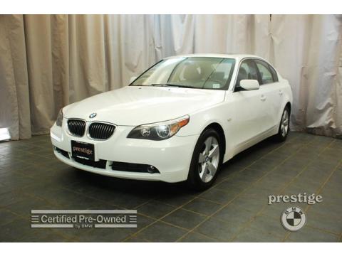 Alpine White BMW 5 Series 525xi Sedan.  Click to enlarge.