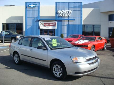 Galaxy Silver Metallic Chevrolet Malibu Sedan.  Click to enlarge.