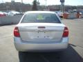 2005 Malibu Sedan #4