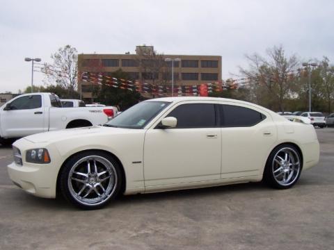 Stone White Dodge Charger R/T.  Click to enlarge.