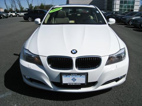 Alpine White BMW 3 Series 328xi Sedan.  Click to enlarge.