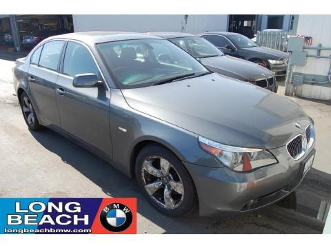 Silver Grey Metallic BMW 5 Series 530i Sedan.  Click to enlarge.