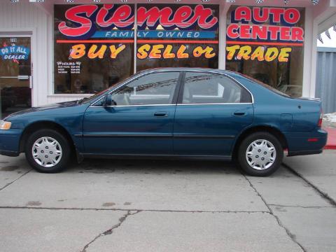 Sherwood Green Pearl Honda Accord LX Sedan.  Click to enlarge.