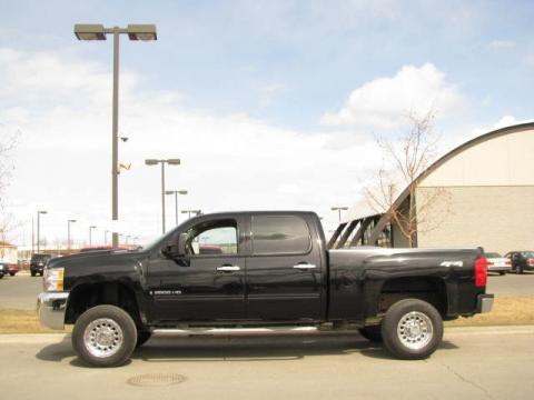 Black Chevrolet Silverado 2500HD LT Crew Cab 4x4.  Click to enlarge.