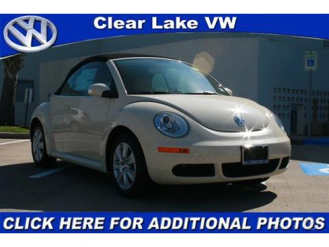 Harvest Moon Beige Volkswagen New Beetle 2.5 Convertible.  Click to enlarge.