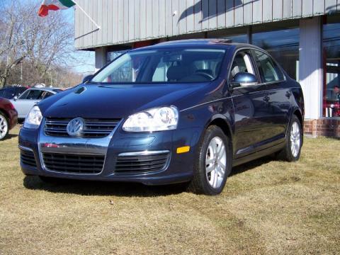 Blue Graphite Metallic Volkswagen Jetta GLS TDI Sedan.  Click to enlarge.