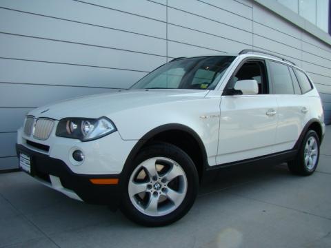 Alpine White BMW X3 3.0si.  Click to enlarge.
