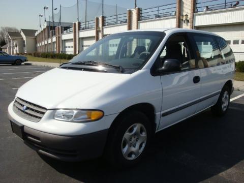Bright White Plymouth Voyager SE.  Click to enlarge.