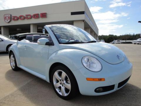 Aquarius Blue Volkswagen New Beetle 2.5 Convertible.  Click to enlarge.