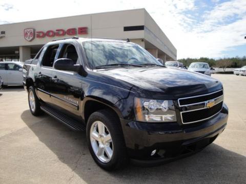Black Chevrolet Avalanche LTZ 4WD. Click to enlarge. Black Chevrolet Avalanche LTZ 4WD. Click to enlarge.