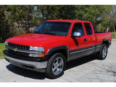 Victory Red Chevrolet Silverado 1500 LS Extended Cab 4x4.  Click to enlarge.