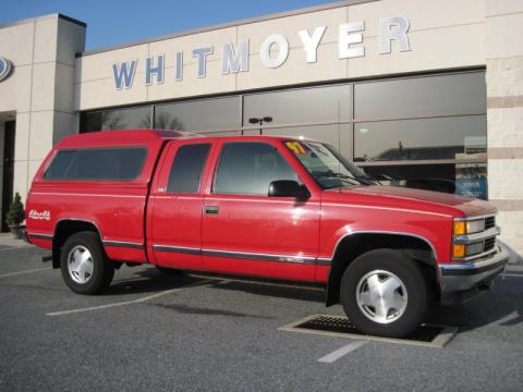 Victory Red Chevrolet C/K K1500 Silverado Extended Cab 4x4.  Click to enlarge.
