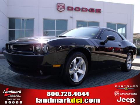 Brilliant Black Crystal Pearl Coat Dodge Challenger R/T.  Click to enlarge.