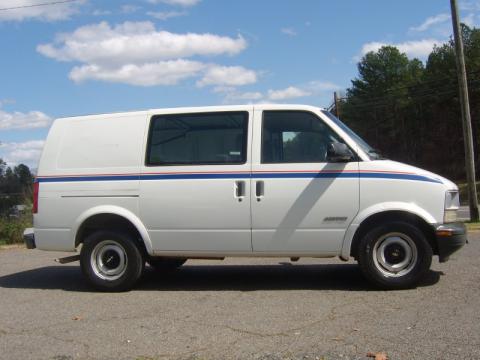 Ivory White Chevrolet Astro Cargo Van.  Click to enlarge.