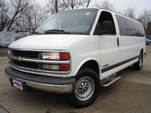 Summit White Chevrolet Express G3500 Passenger Van.  Click to enlarge.