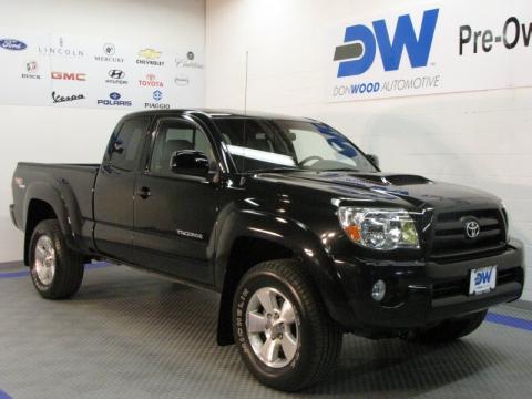 Black Sand Pearl Toyota Tacoma V6 TRD Sport Access Cab 4x4.  Click to enlarge.