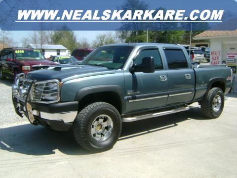 Blue Granite Metallic Chevrolet Silverado 2500HD LT Crew Cab 4x4.  Click to enlarge.