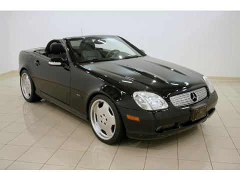 Black Mercedes-Benz SLK 320 Roadster.  Click to enlarge.