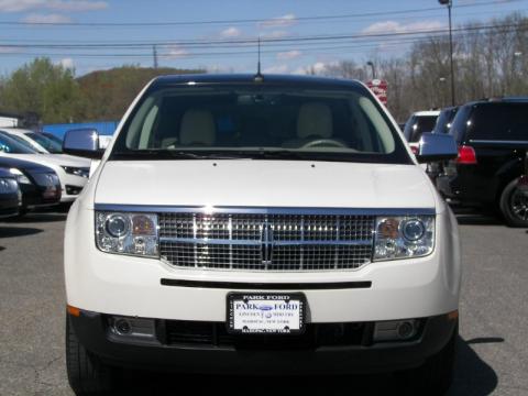 White Chocolate Tri Coat Lincoln MKX AWD.  Click to enlarge.