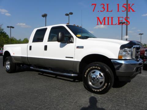 Oxford White Ford F350 Super Duty Lariat Crew Cab 4x4 Dually.  Click to enlarge.