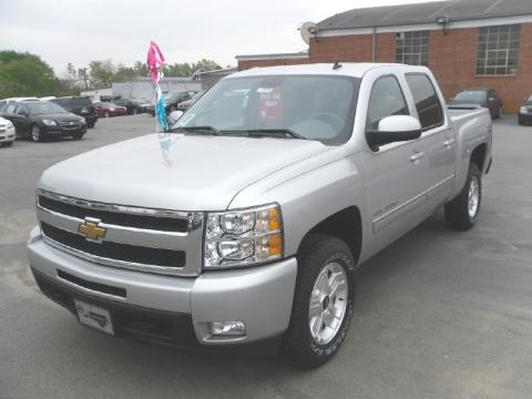 Sheer Silver Metallic Chevrolet Silverado 1500 LTZ Crew Cab.  Click to enlarge.
