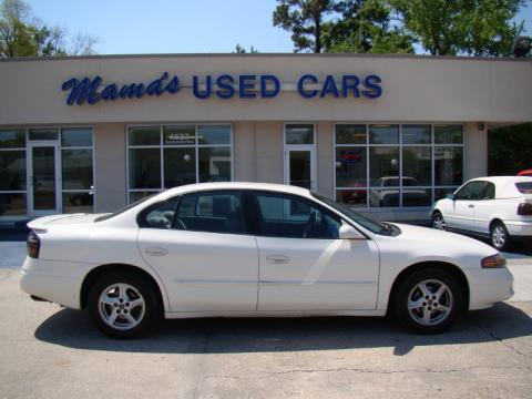 Ivory White Pontiac Bonneville SE.  Click to enlarge.