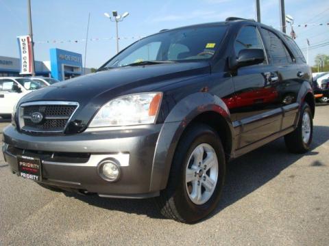 Ebony Black Kia Sorento EX.  Click to enlarge.