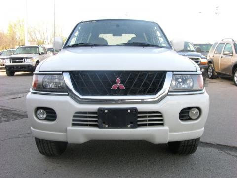 Alpine White Mitsubishi Montero Sport Limited 4x4. Click to enlarge. Alpine White Mitsubishi Montero Sport Limited 4x4. Click to enlarge.