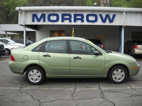 Kiwi Green Metallic Ford Focus ZX4 SE Sedan.  Click to enlarge.