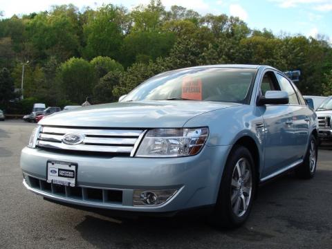 Light Ice Blue Metallic Ford Taurus SEL.  Click to enlarge.