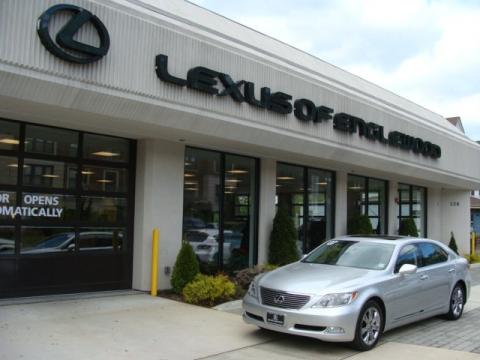 Mercury Metallic Lexus LS 460 L.  Click to enlarge.