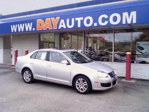 Reflex Silver Metallic Volkswagen Jetta Wolfsburg Edition Sedan.  Click to enlarge.